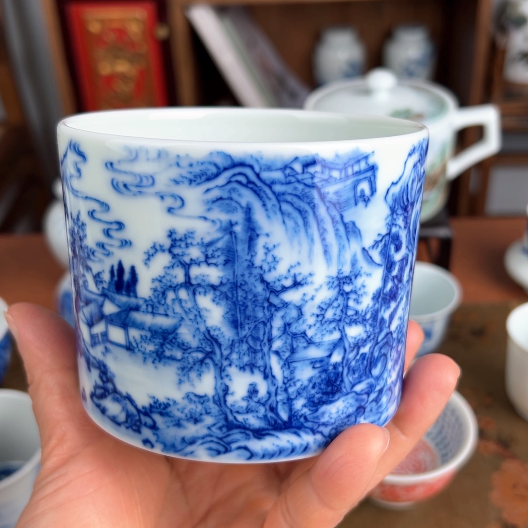 【闪购商品】K**f知容雅器狮子笔筒