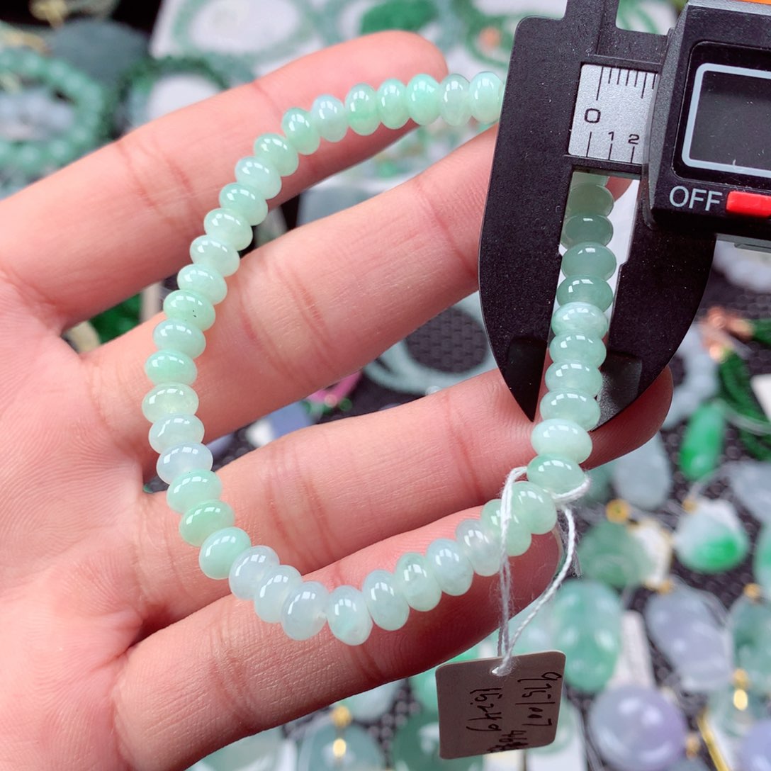 翡翠手链未镶嵌翡翠手串