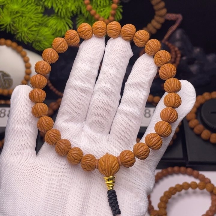 X****桃核吊坠小金豆11