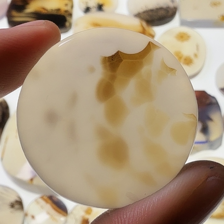 玛瑙/玉髓未镶嵌珠宝半成品
