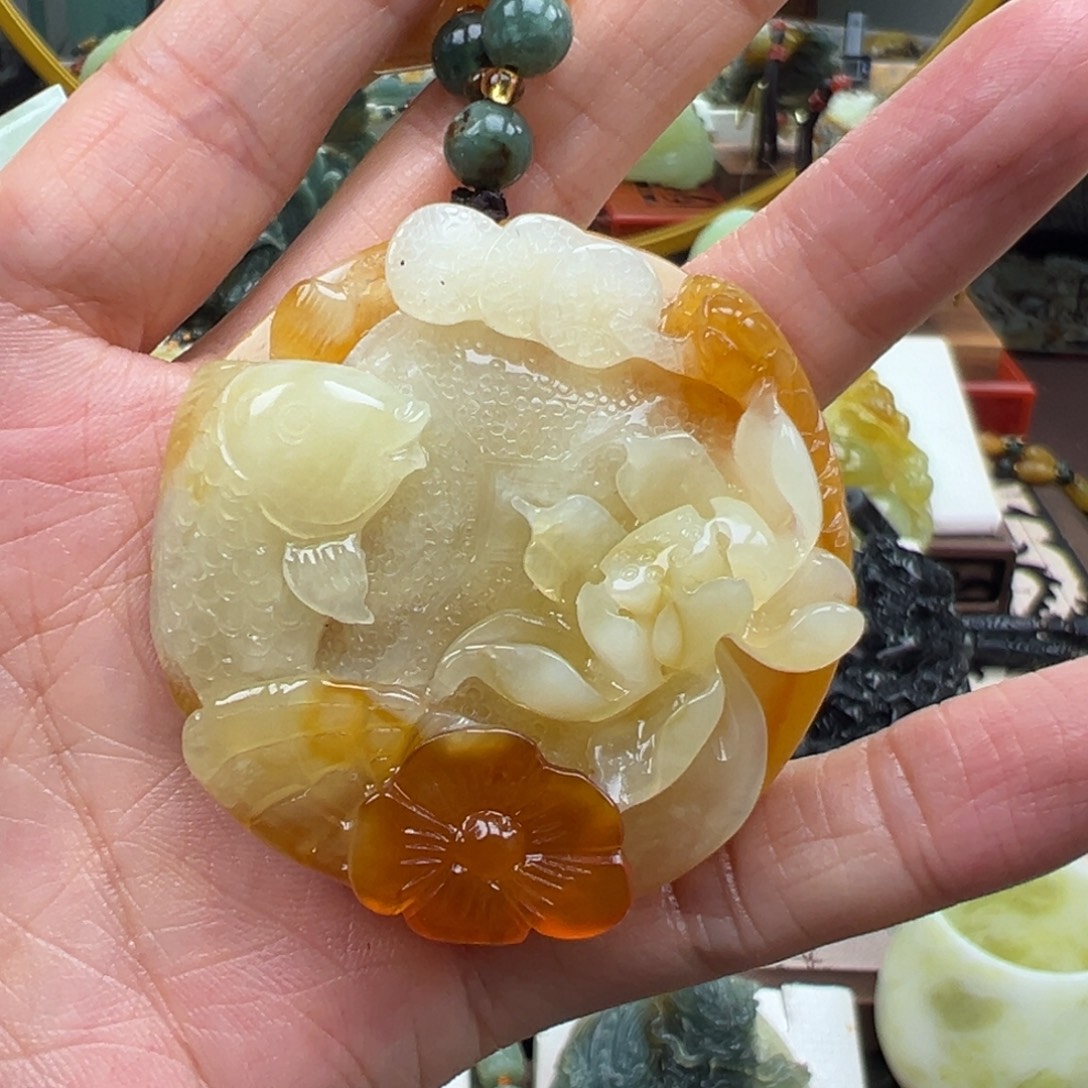 芳***华岫玉未镶嵌挂件挂件