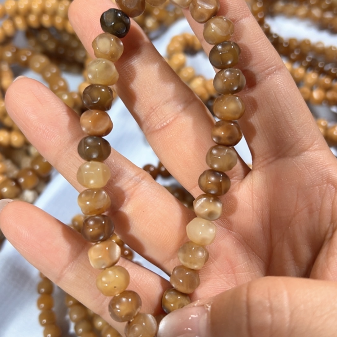 圆****龙脊菩提吊坠玉化无相单圈