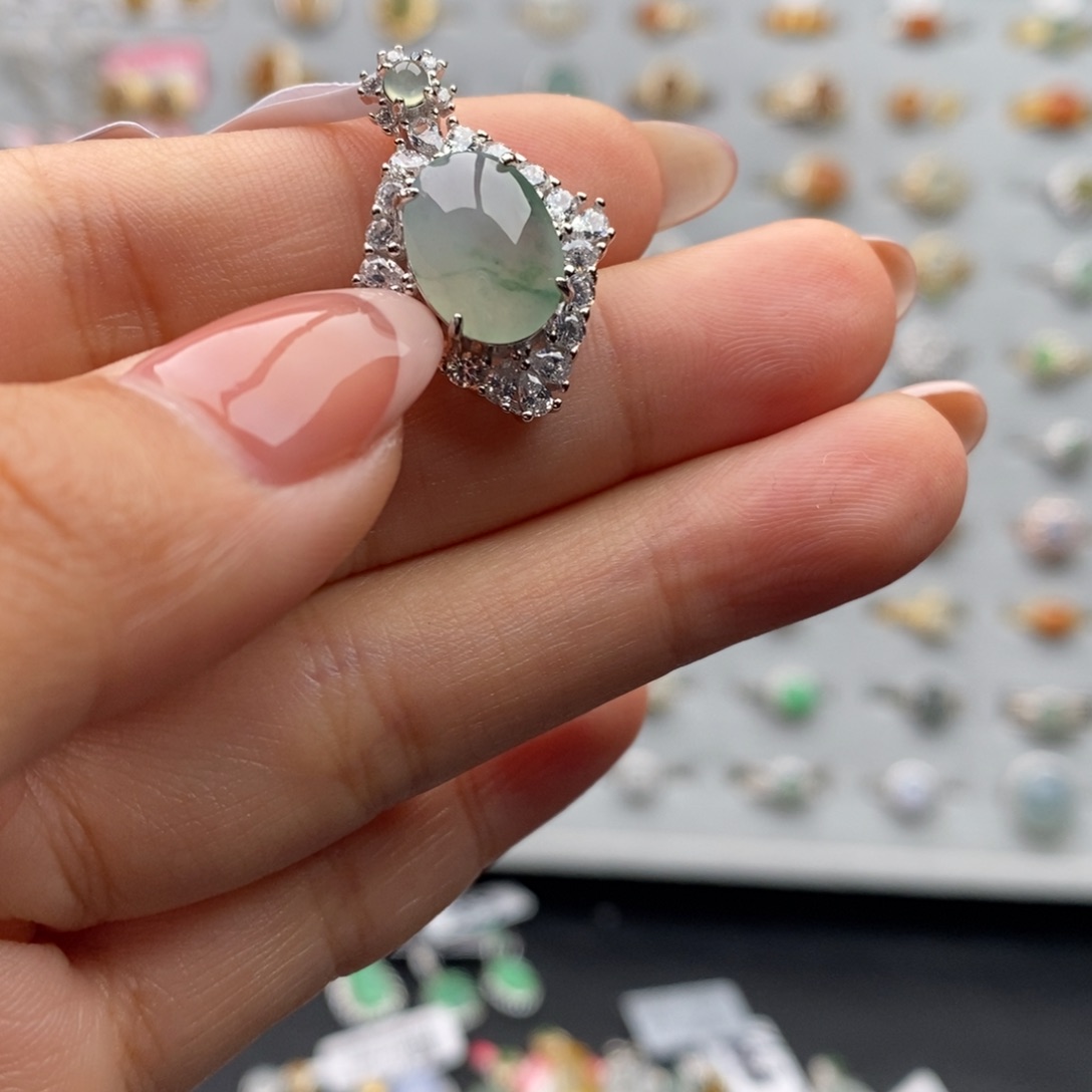 你***？翡翠银S925镶嵌戒指天然翡翠