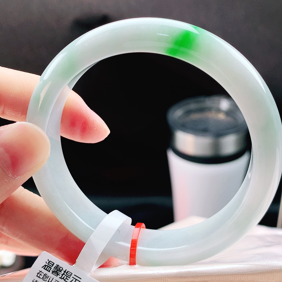 未镶嵌手镯翡翠56白底青