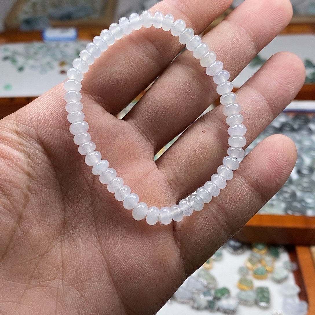 翡翠颈饰未镶嵌冰鼓珠手串