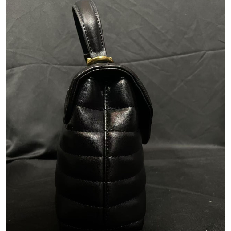 时尚潮流真皮新款女包手提包 10546 黑色 后的米