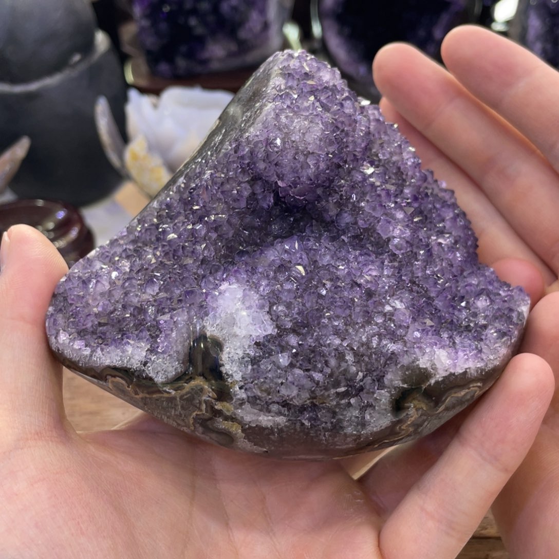 未镶嵌珠宝半成品水晶