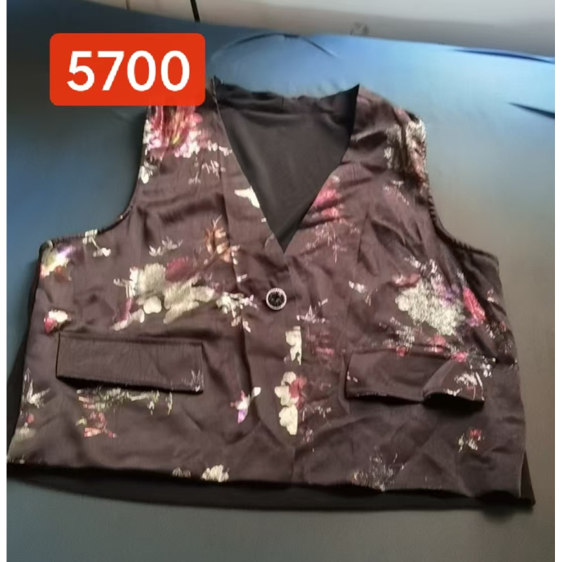 5700-0新款女士马甲