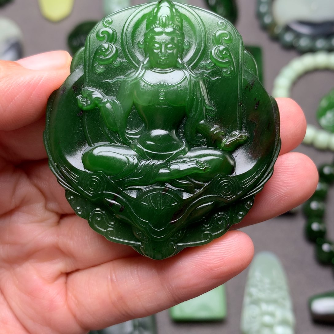 和田玉未镶嵌挂件