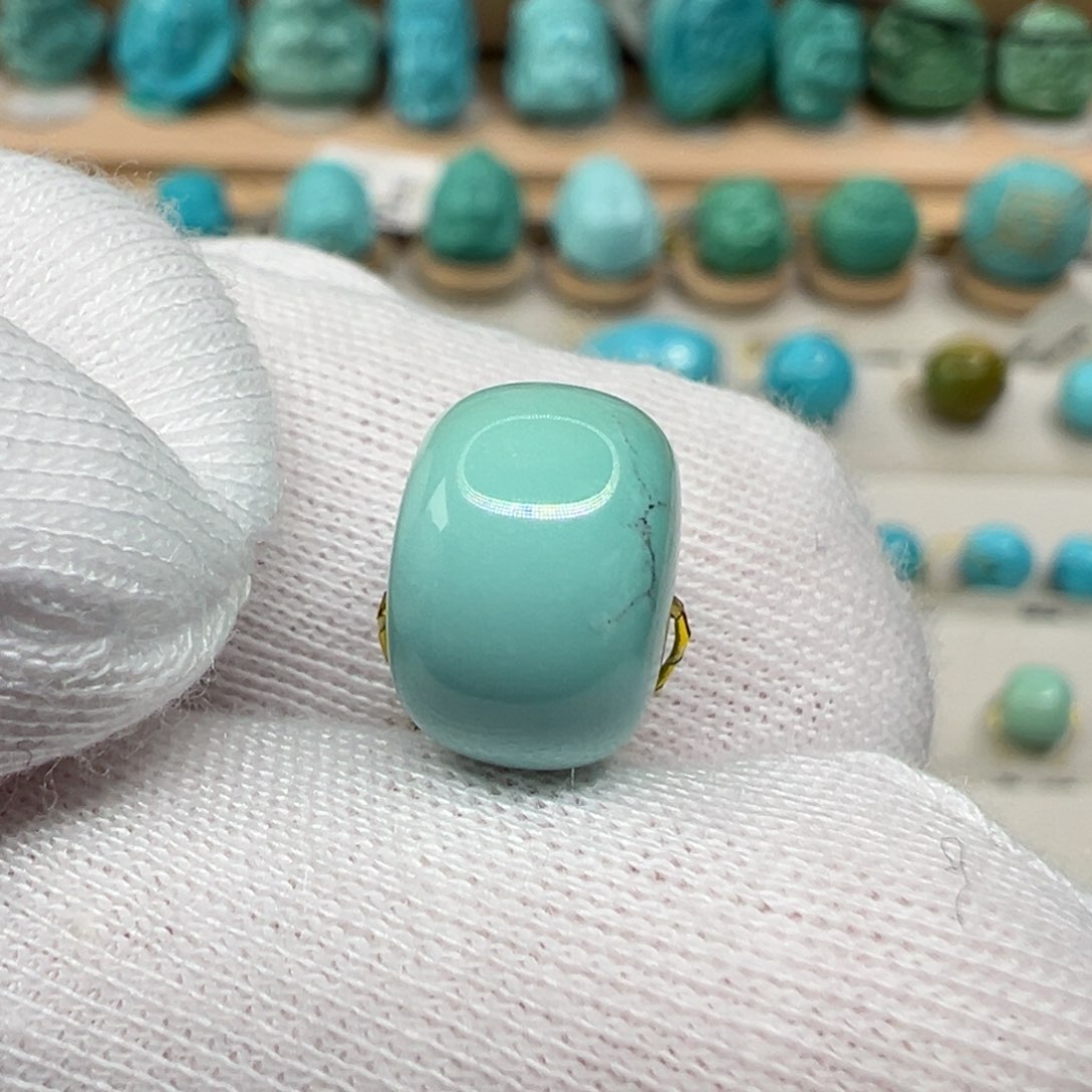 绿松石配饰未镶嵌