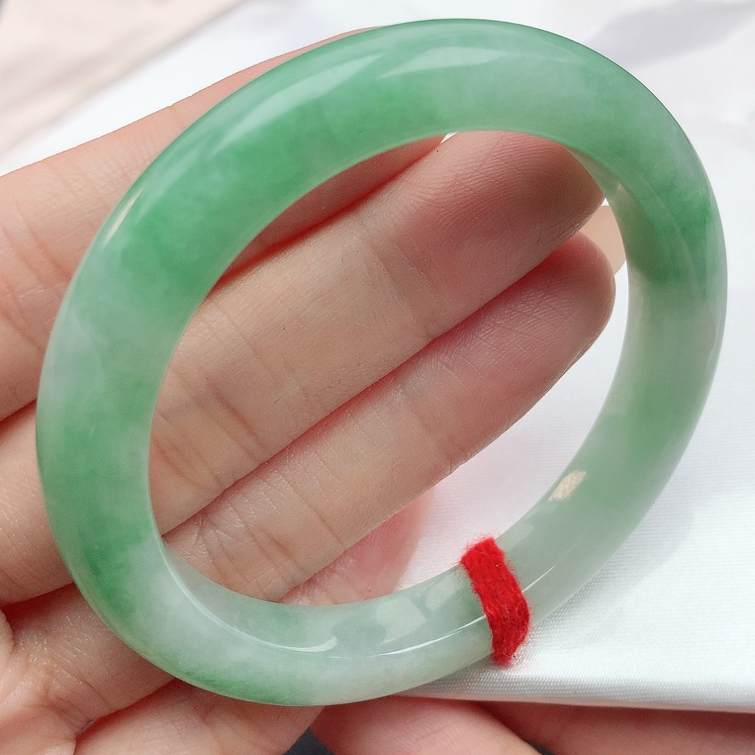 翡翠手镯未镶嵌52圈口882254