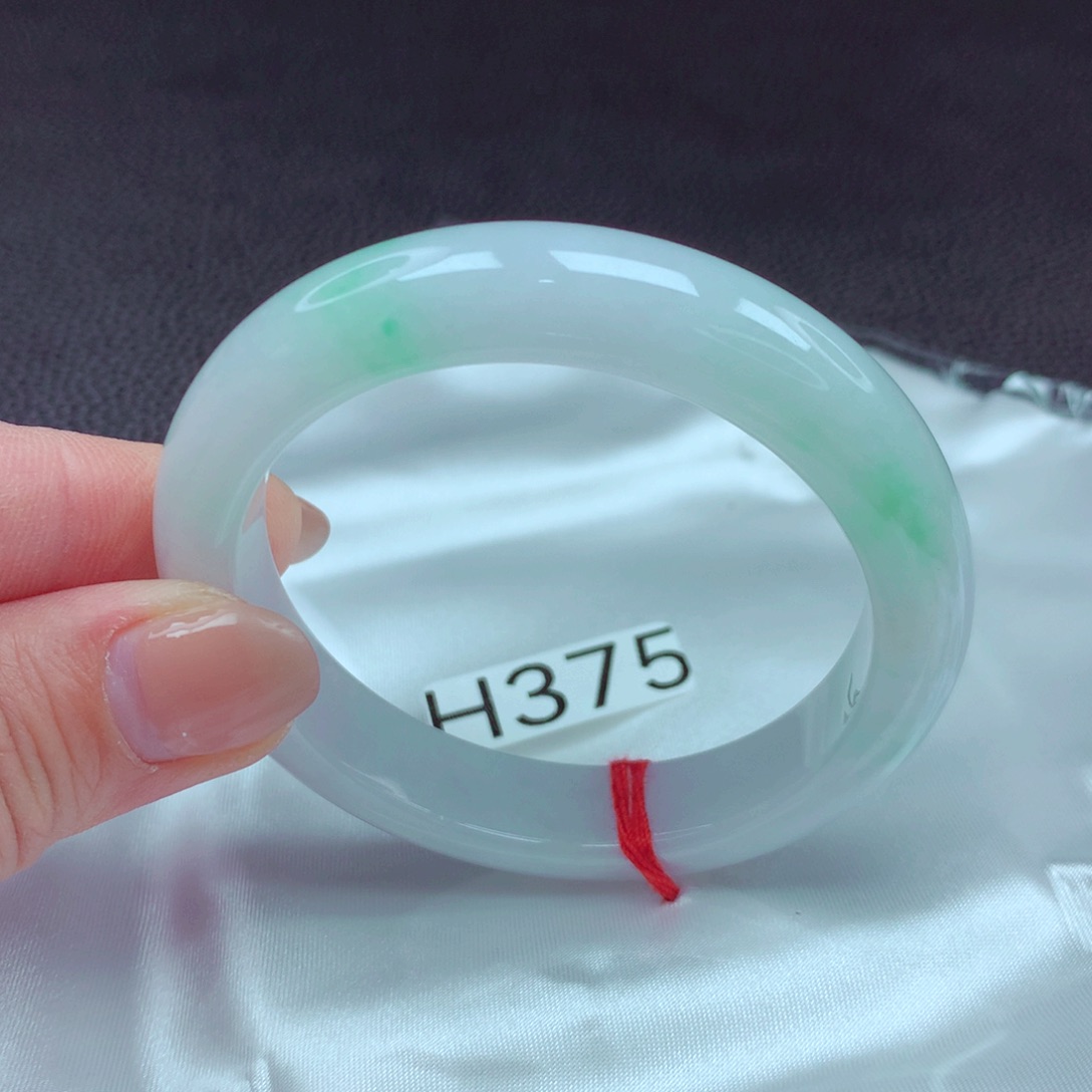 翡翠手镯未镶嵌手镯88