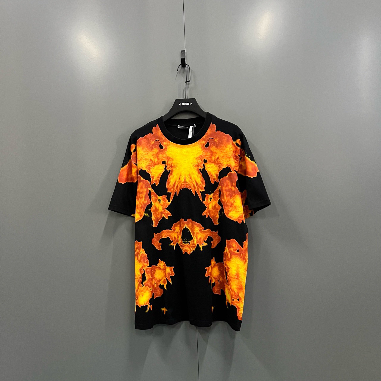 95新 Givenchy/纪梵希 （bb）121 火焰扎染圆领短袖 XL码/4380