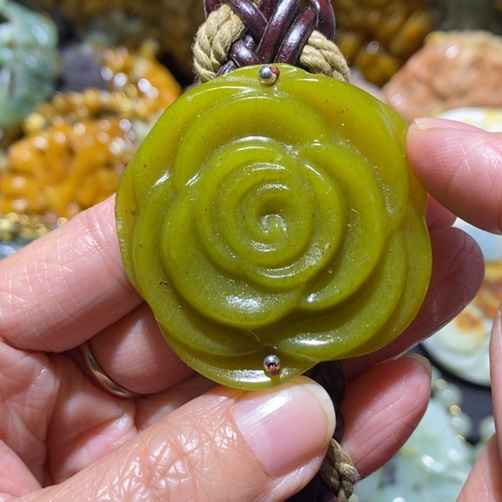 岫玉岫玉吊坠未镶嵌