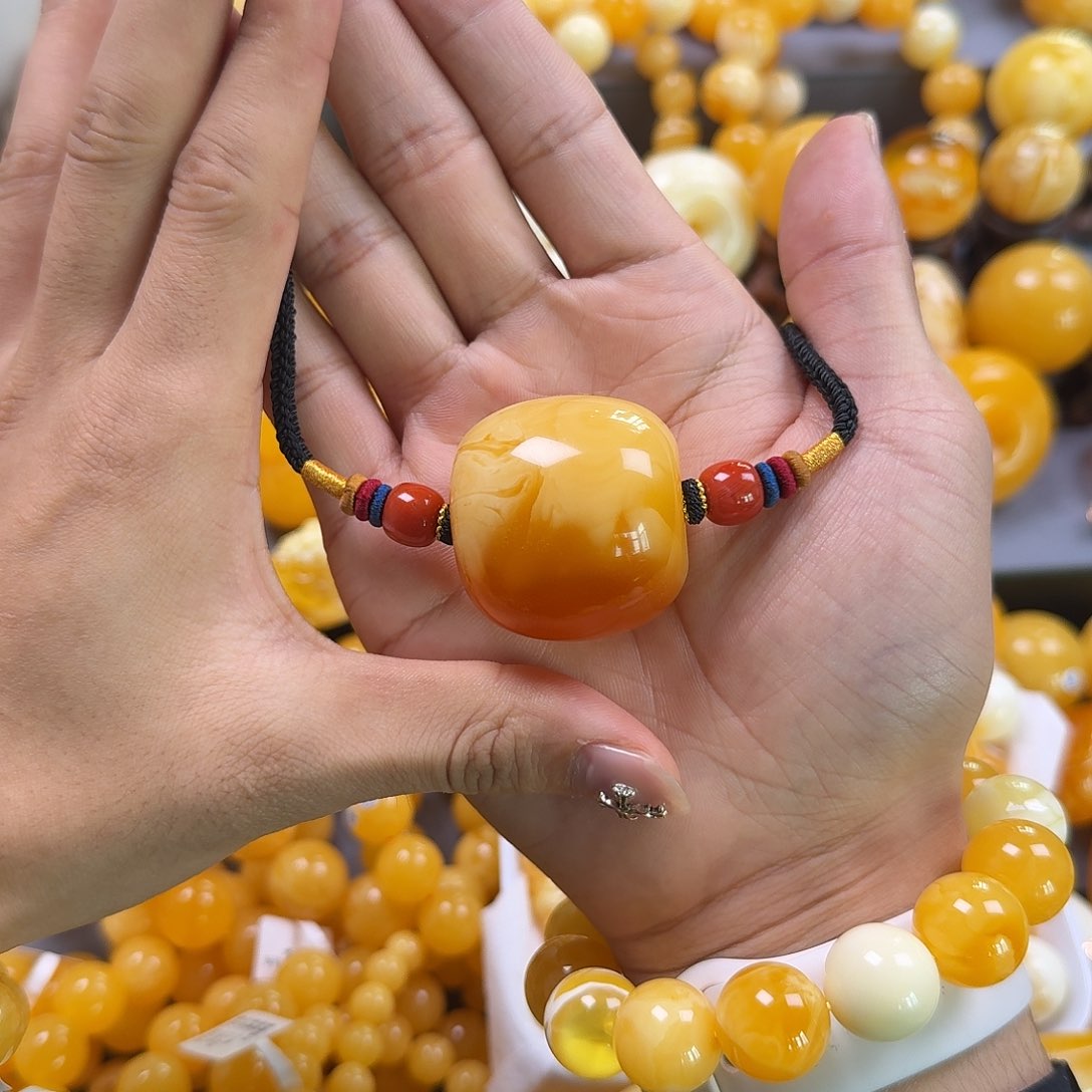 琥珀珠宝奇石未镶嵌墩子