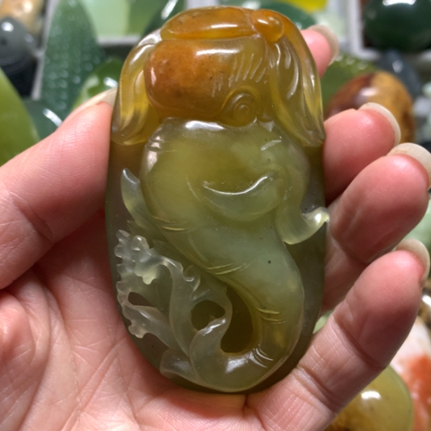 蛇纹石玉未镶嵌手把件