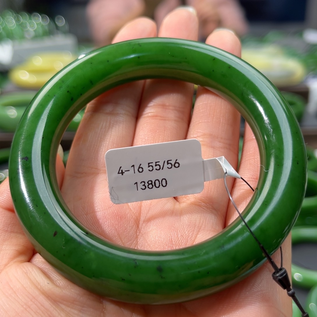 和田玉（碧玉）手镯未镶嵌