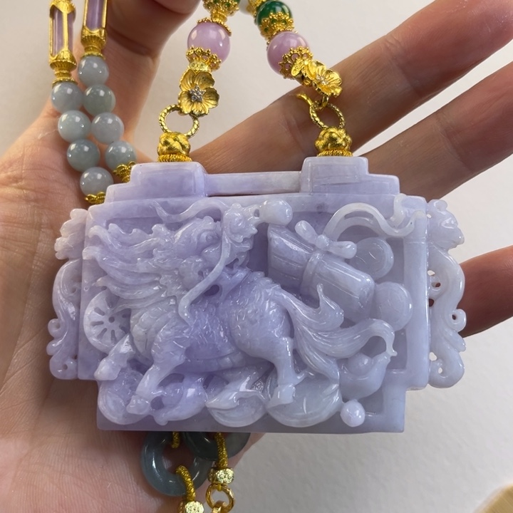 翡翠吊坠(赠链)未镶嵌格*代编织