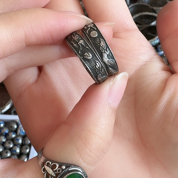 明***卍非金属足银戒指一对