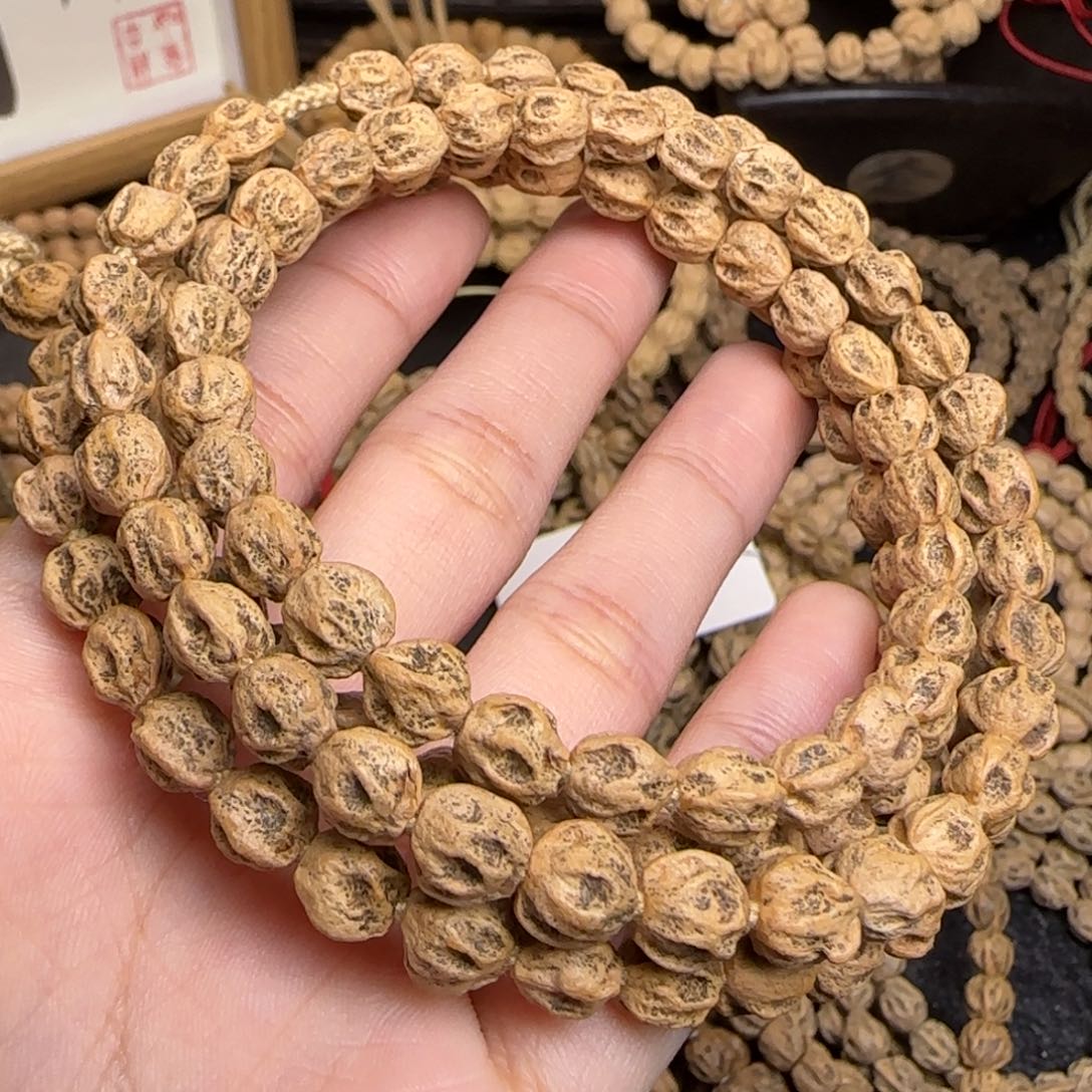 柏香籽/百香籽吊坠迪****子