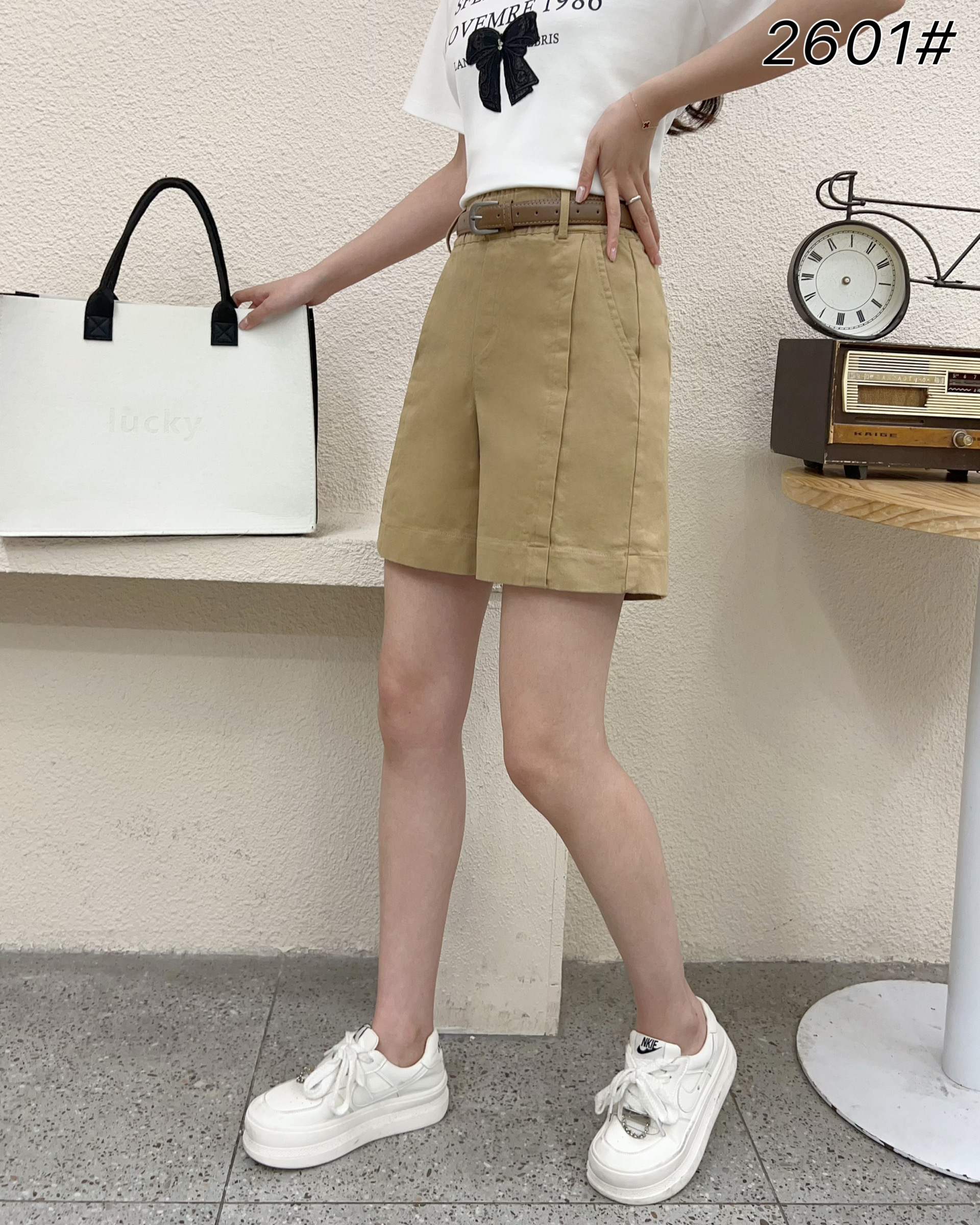 2601#显瘦休闲短裤小个子时尚百搭阔腿宽松纯色韩版A字设计感短裤