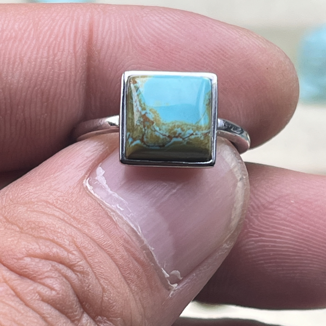 时尚精美绿松石方戒