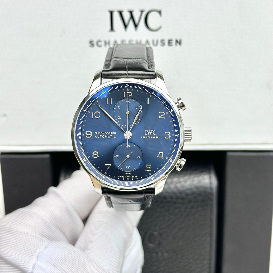 99新 IWC/万国 IW372606葡萄牙计时41蓝盘数字刻皮带