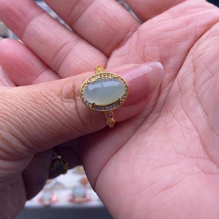 未镶嵌戒指翡翠草**夕缅甸