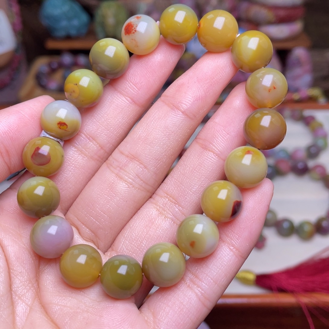 玛瑙/玉髓珠宝半成品未镶嵌盐源玛瑙包浆黄色手串