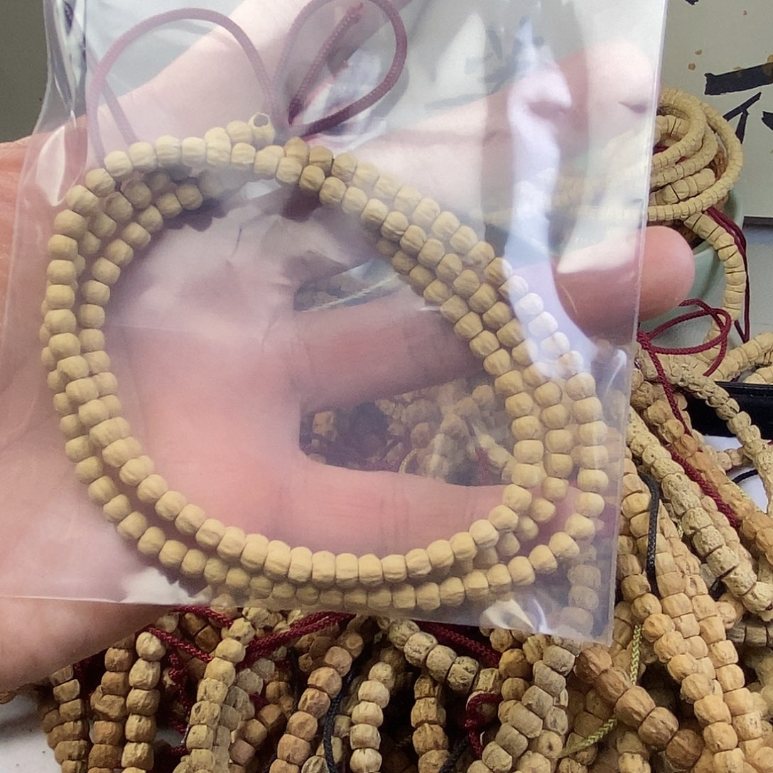 柏香籽/百香籽吊坠汾****坊