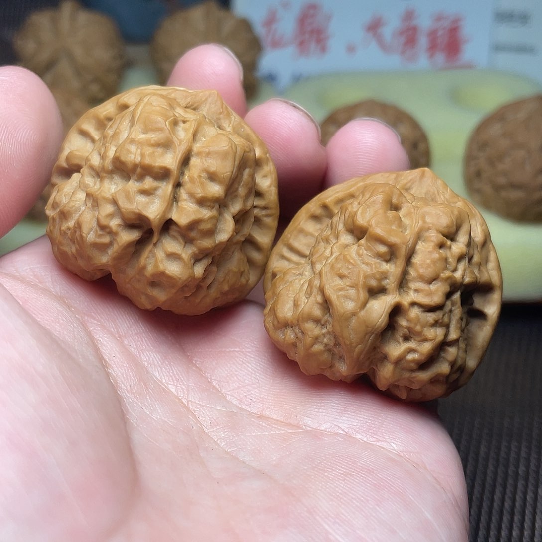 文玩核桃把件青蛙