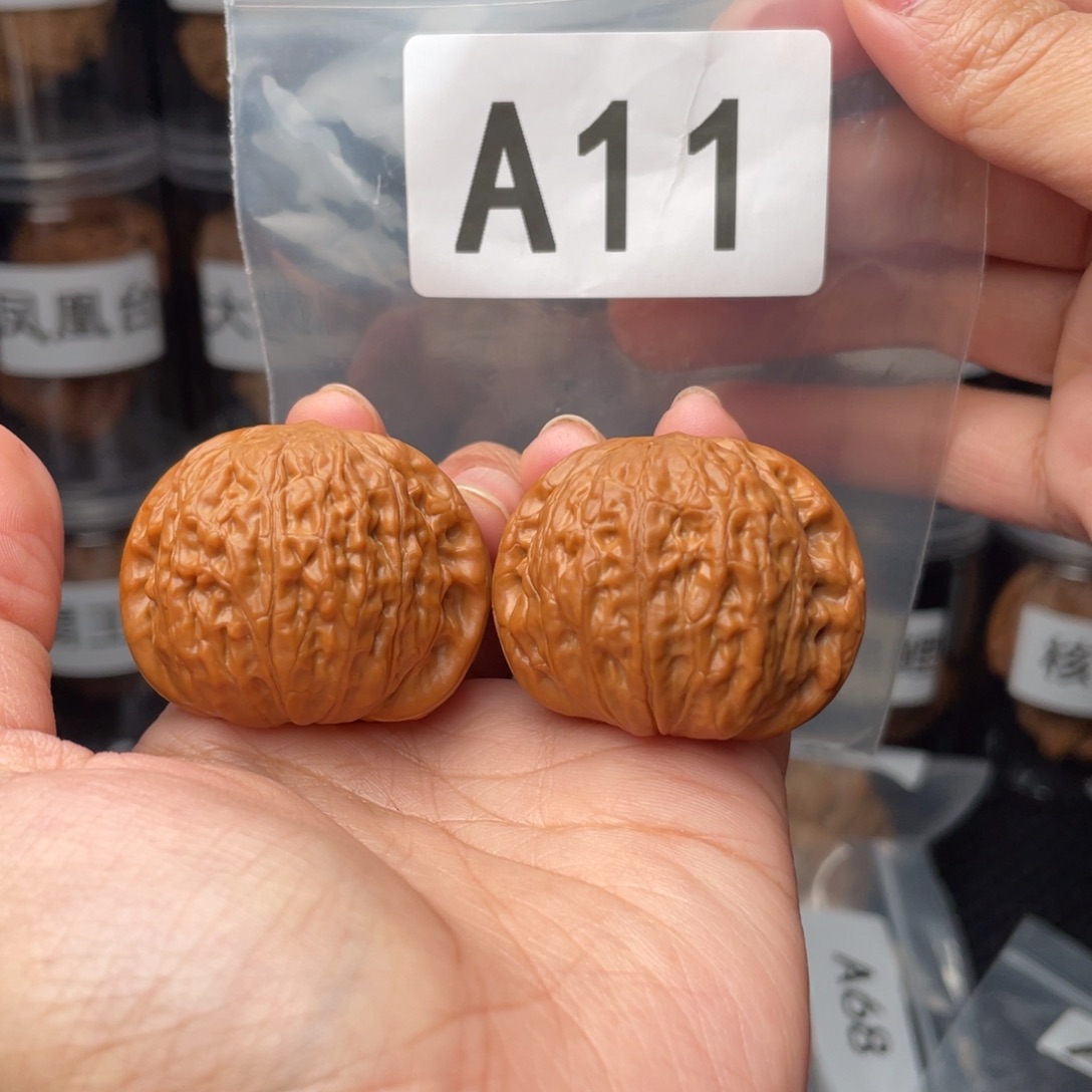 文玩核桃把件L40铁锤