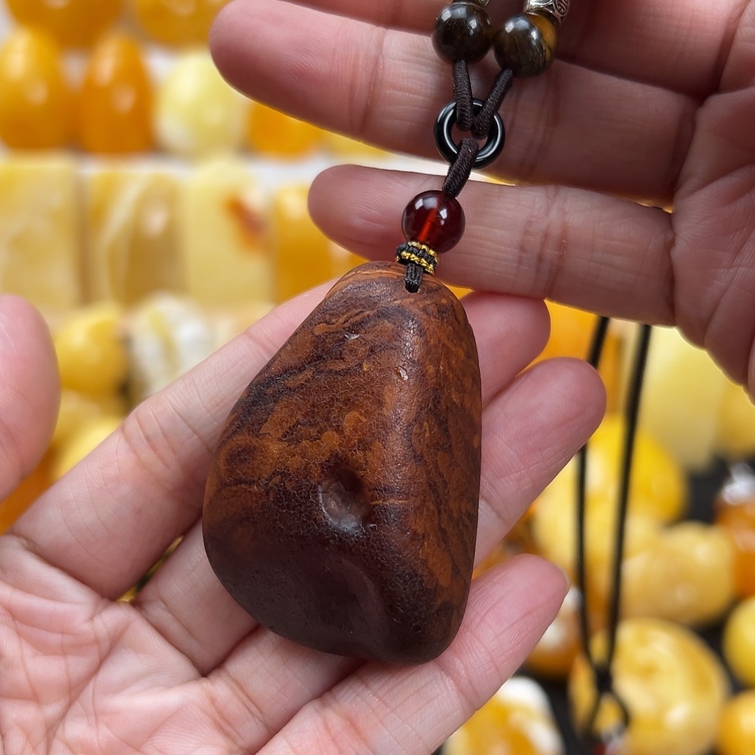 蜜蜡颈饰未镶嵌蜜蜡