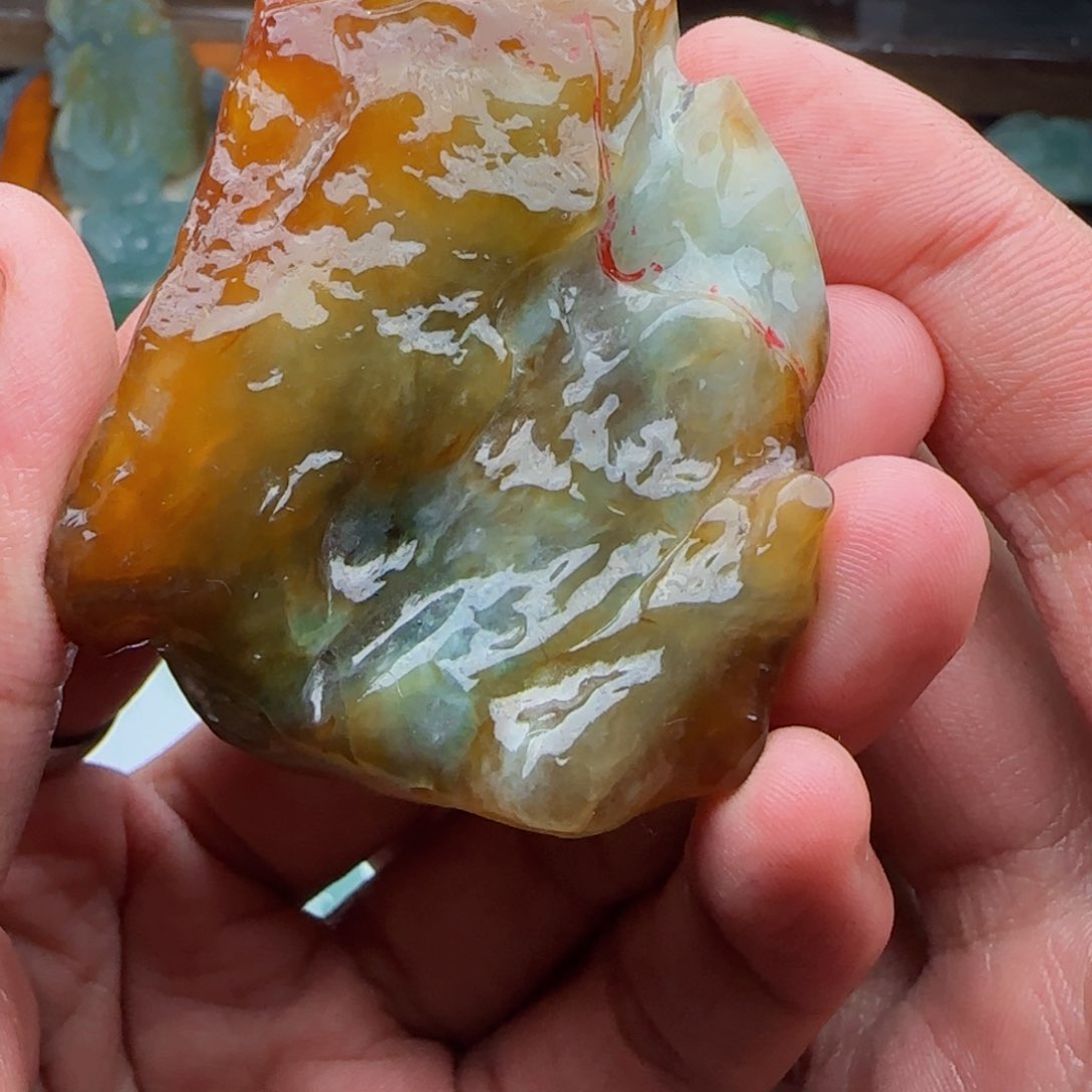 定制翡翠未镶嵌驼**O包工