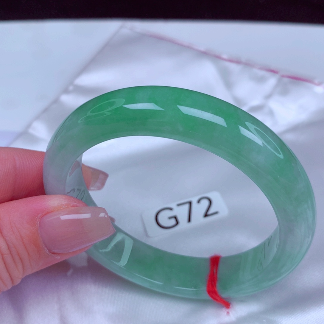 翡翠未镶嵌手镯手镯