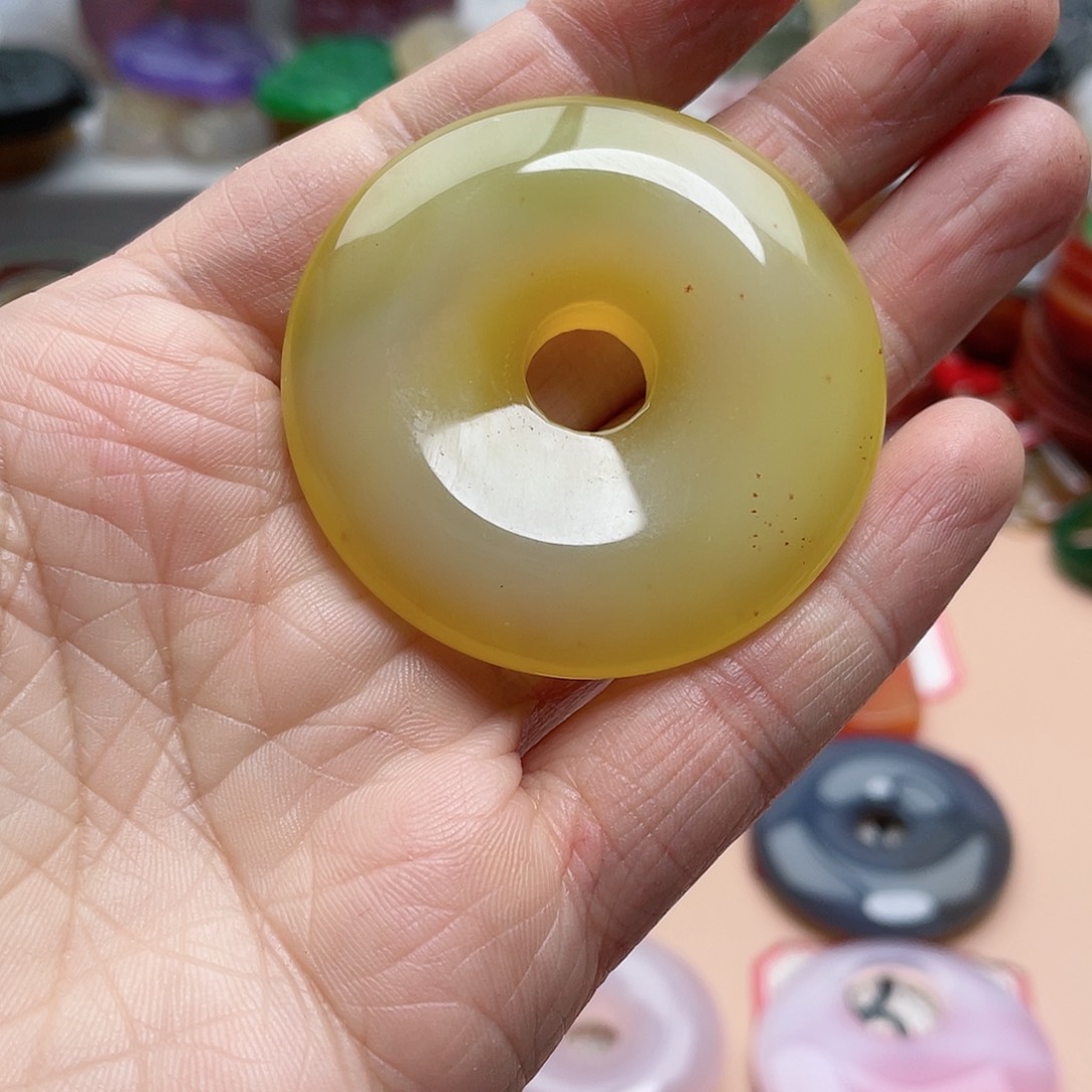 玛瑙/玉髓颈饰合金健**理