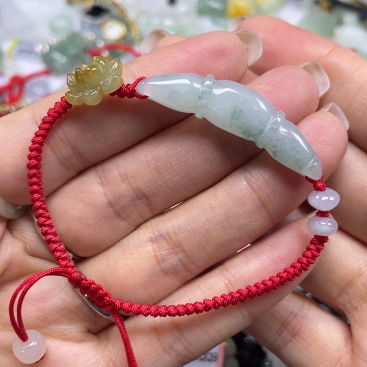 翡翠手绳未镶嵌489999999999