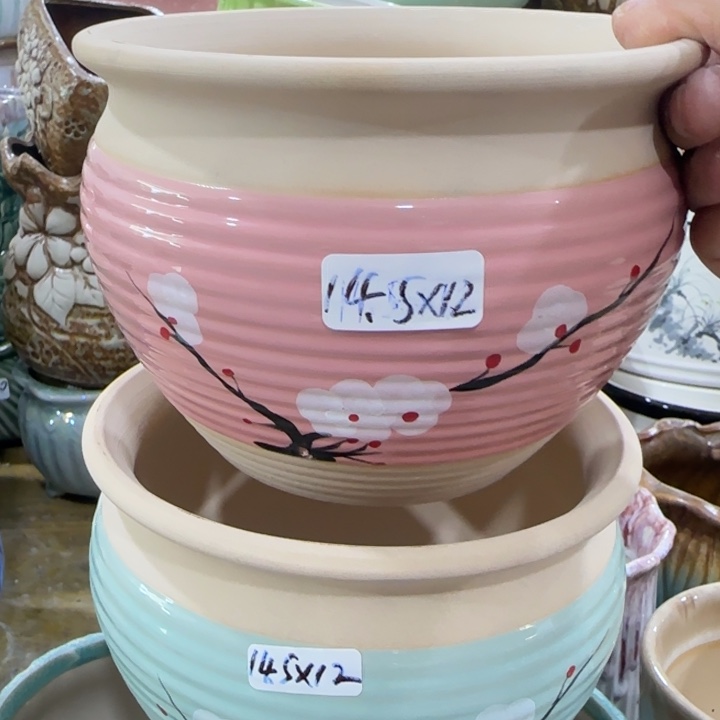 凑9块包邮，有孔，陶瓷花盆