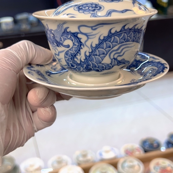 瓷片白青花铠甲龙元宝盖碗全品