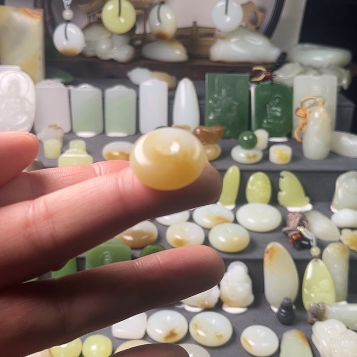 和田玉（糖玉）未镶嵌包链