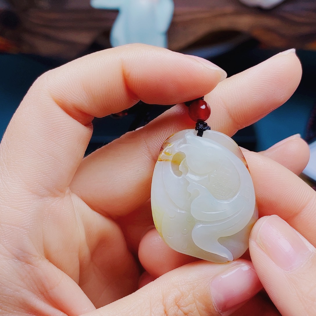 和田玉未镶嵌颈饰