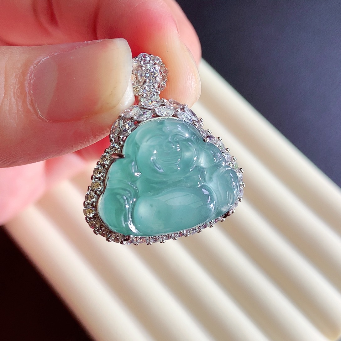 【闪购商品】翡翠颈饰未镶嵌天然