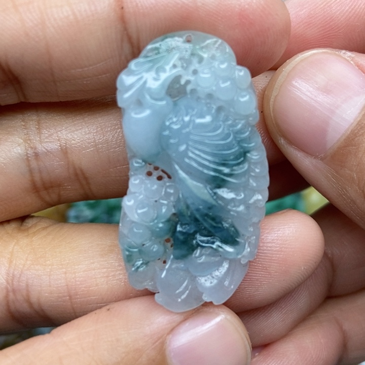 定制翡翠未镶嵌翡翠