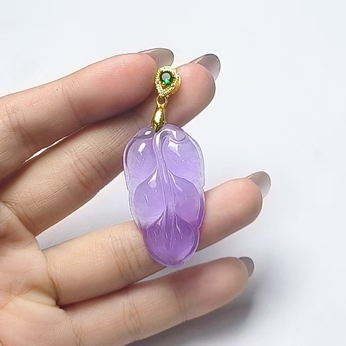 (聚宝严选）d251冰紫叶子吊坠百搭素款妈妈款时尚精美