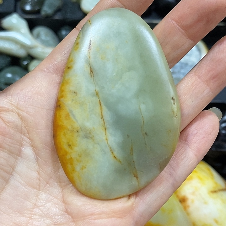 和田玉（糖玉）未镶嵌挂件