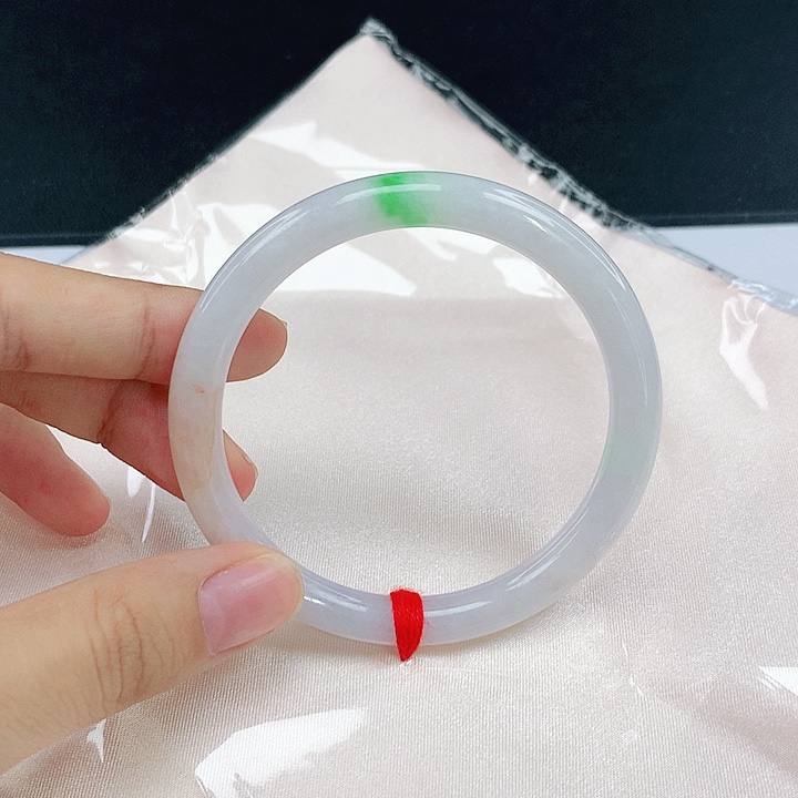 翡翠未镶嵌手镯圈56，04231