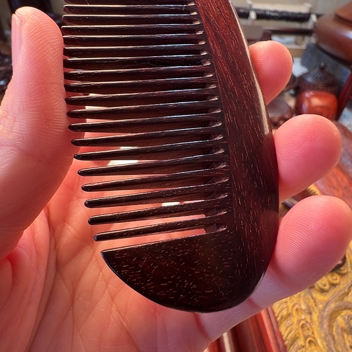 用***1小叶紫檀小叶紫檀木梳头梳