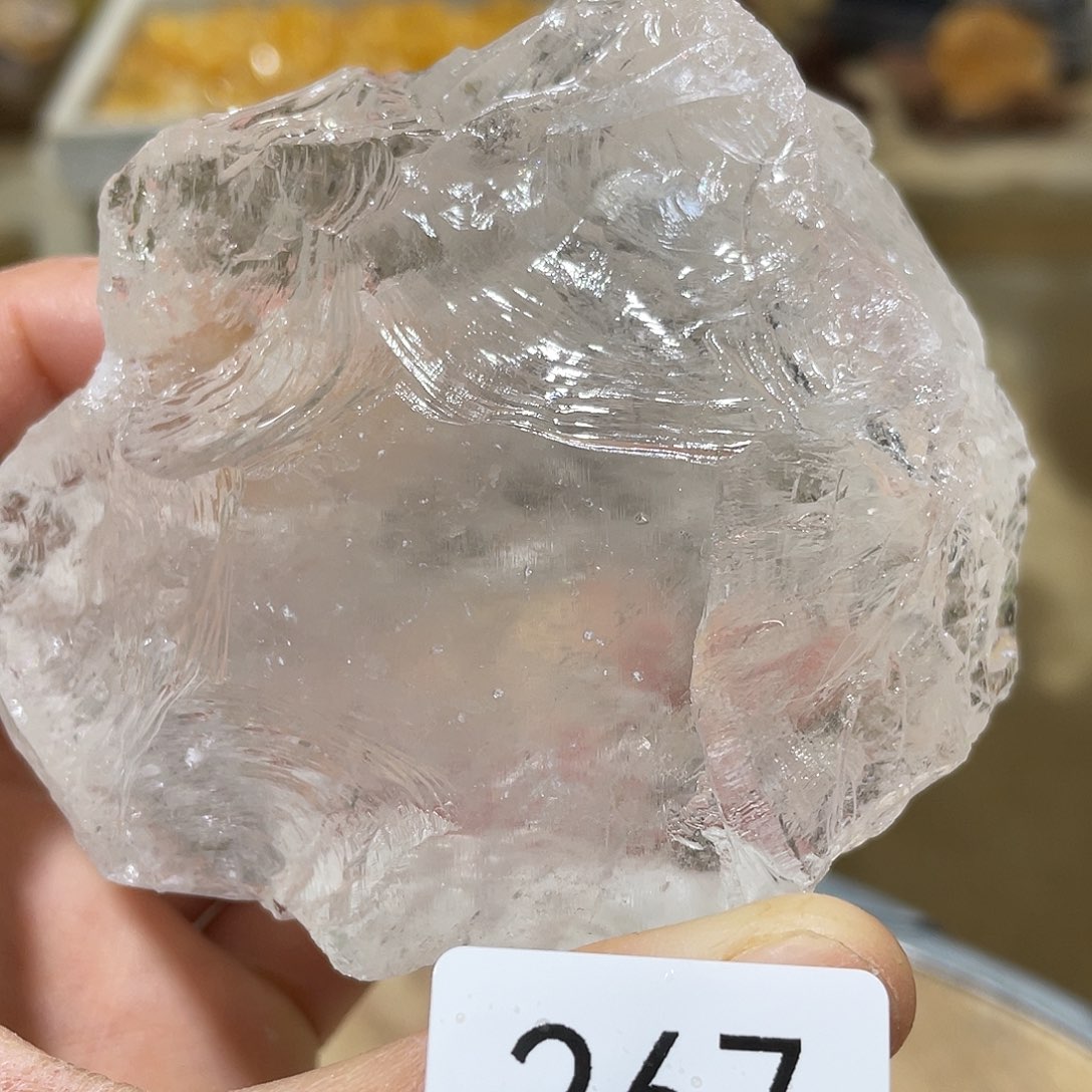 水晶摆件……未镶嵌