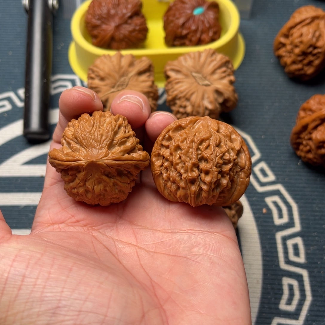 文玩核桃吊坠核王40