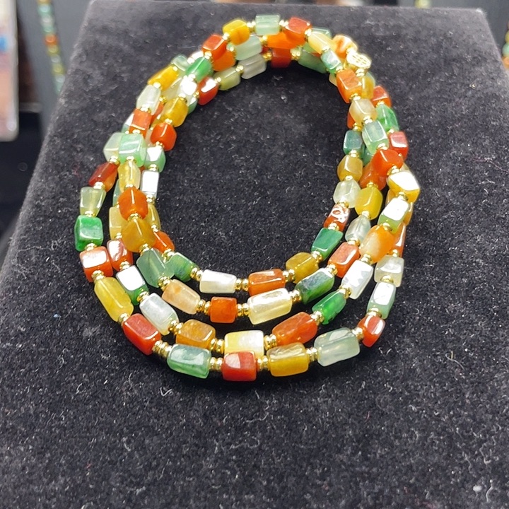 翡翠未镶嵌颈饰项链